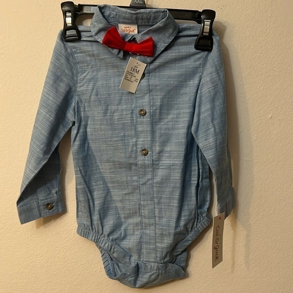 NWT Cat & Jack button down shirt holiday style. Size 18 M - Picture 1 of 6